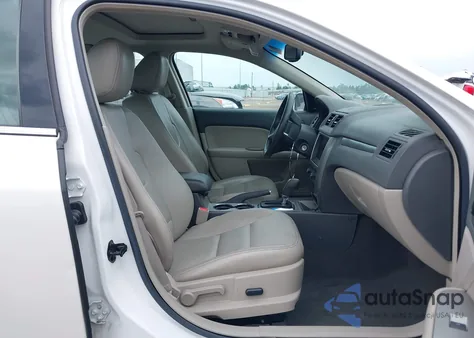 2010 Ford Fusion Hybrid из США, поврежденный, VIN 3FADP0L38AR210808